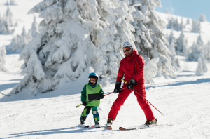 apprendre à faire du ski moniteur enfant